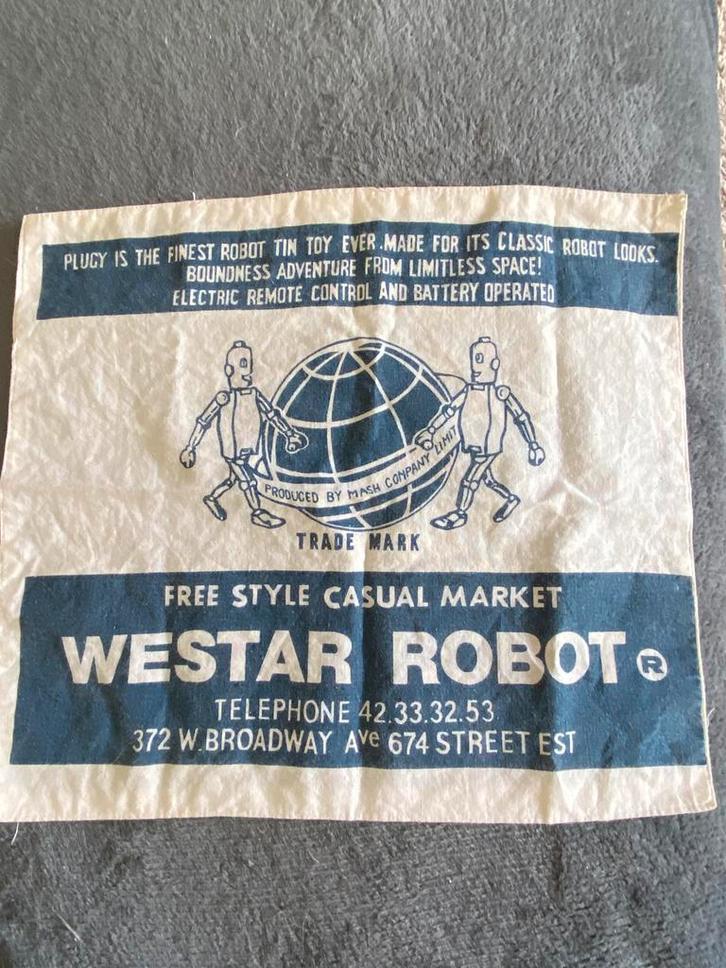 Reclame zakdoek / doekje. Plugy the tin Robot. Zie foto’s., Verzamelen, Speelgoed, Zo goed als nieuw, Ophalen of Verzenden