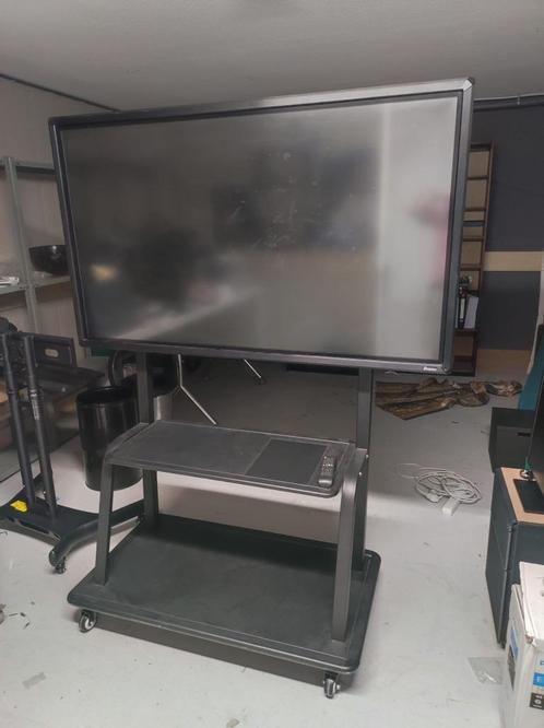 Iiyama groot touchscreen 65 inch met rijdend onderstel, Computers en Software, Monitoren, Gebruikt, 61 t/m 100 Hz, HDMI, VGA, Touchscreen