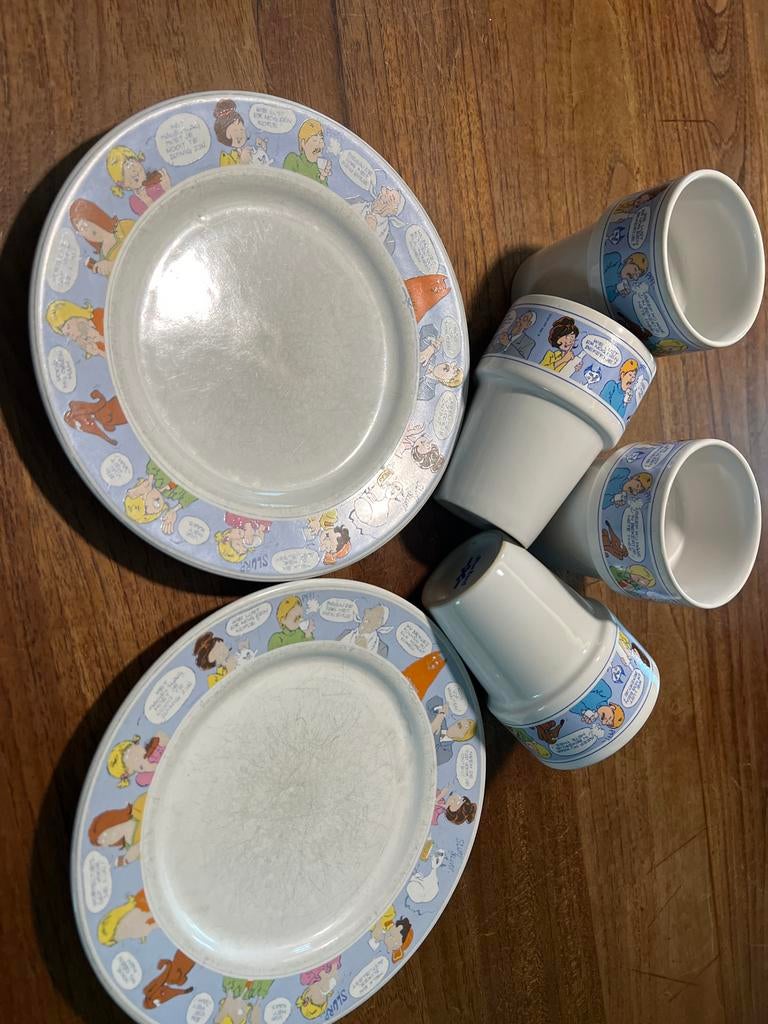 Jan, Jans en de kinderen:4 bekers 2 bordjes, Verzamelen, Stripfiguren, Ophalen of Verzenden, Overige figuren, Gebruikt, Gebruiksvoorwerp