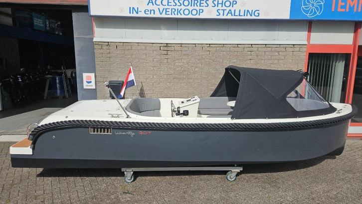 Complete, jong gebruikte Liberty Tender (590) met Honda 20, Watersport en Boten, Sloepen, Nieuw, 10 tot 30 pk, 3 tot 6 meter, Buitenboordmotor