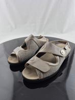 Schoenen taupe Gesp/Klittenband maat 8H, Kleding | Dames, Schoenen, Schoenen met lage hakken, Ophalen of Verzenden, Zo goed als nieuw