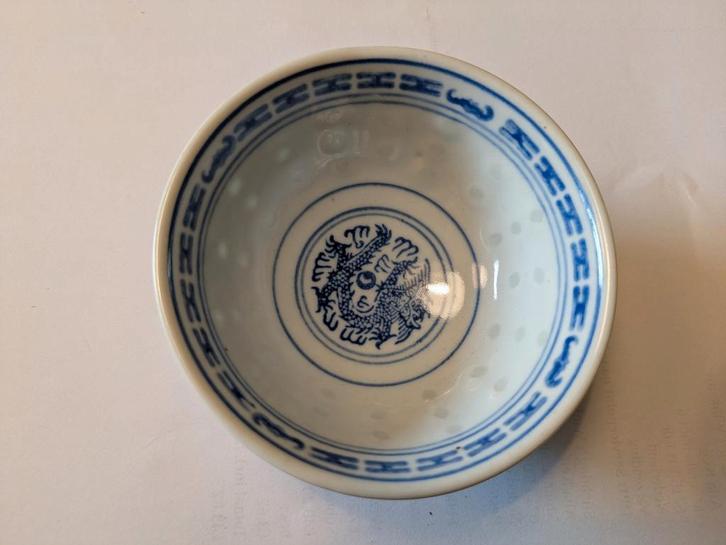 Kommetje Jingdezhen Draken blauw wit porselein doorsnee 9 cm, Antiek en Kunst, Antiek | Porselein, Ophalen of Verzenden