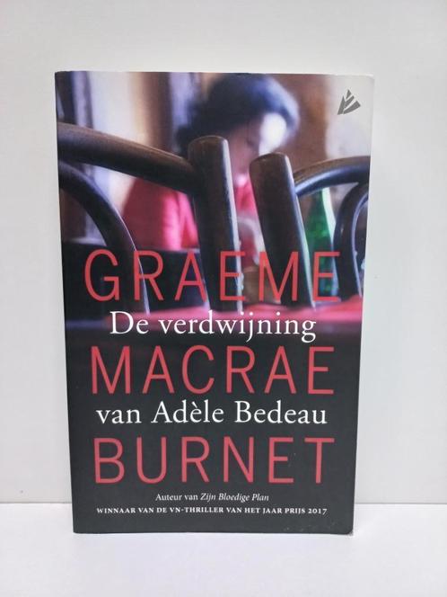 Graeme Macrae Burnet - De verdwijning van Adele Bedeau, Boeken, Thrillers, Zo goed als nieuw, Nederland, Ophalen of Verzenden