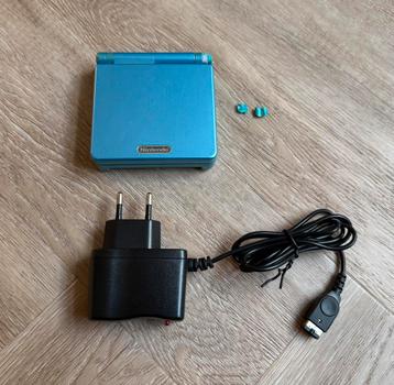Gameboy Advance SP Surf Blue beschikbaar voor biedingen