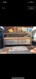 Lage kast, Ophalen, 100 tot 150 cm, Zo goed als nieuw, Met lade(s)