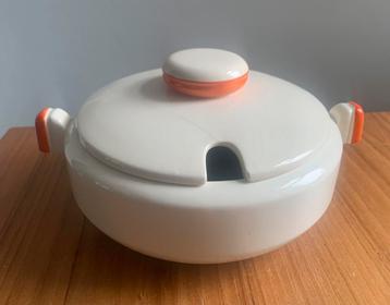 Vintage aardewerk dekschaal van Petrus Regout Maastricht beschikbaar voor biedingen