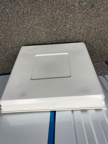 Nieuwe opvangbak voor wasmachine beschikbaar voor biedingen