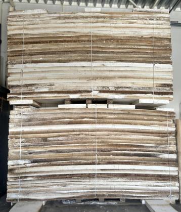 100+ platen EPS isolatie gebruikt van 95 mm dik (400x100 cm) beschikbaar voor biedingen