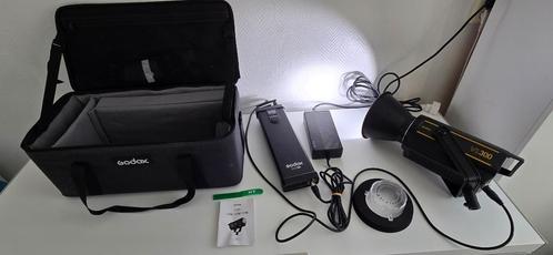 Godox VL300 LED Videolamp - 2022, Audio, Tv en Foto, Fotografie | Fotostudio en Toebehoren, Zo goed als nieuw, Lamp of Flitsset