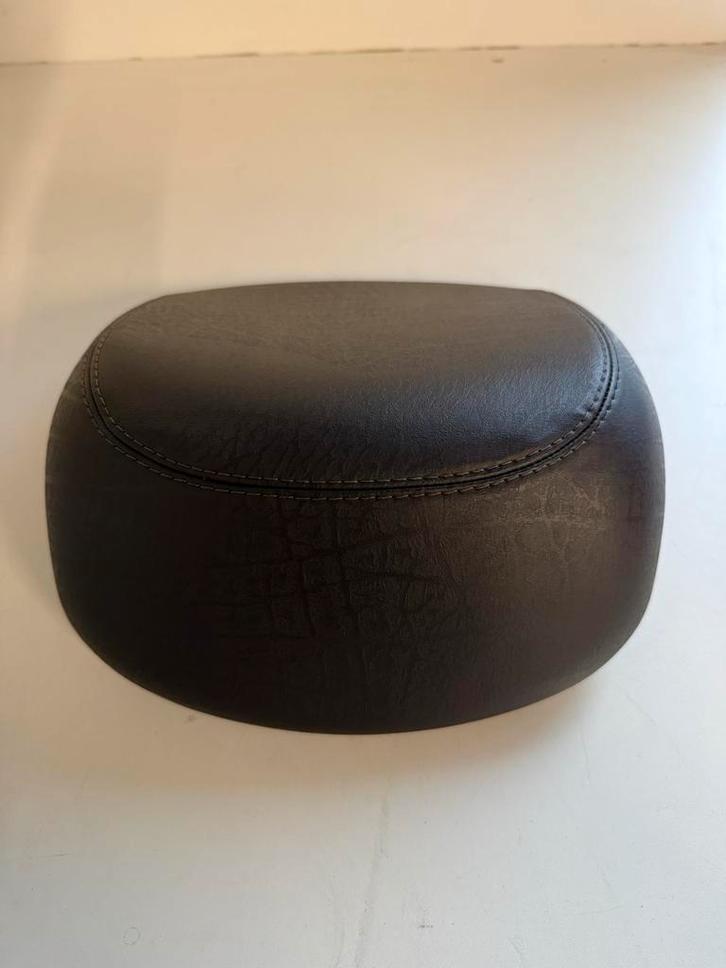 Vespa GTS 250 & 300   Rugkussen topkoffer Art. 1B001660A00C2, Motoren, Accessoires | Koffers en Tassen, Ophalen