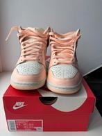 Nike Dunk High maat 37.5, Kleding | Dames, Schoenen, Ophalen of Verzenden, Nieuw, Roze, Sneakers of Gympen