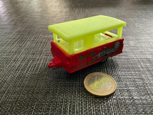 Matchbox Red Pop Up Camper - Glow in the dark Top, Hobby en Vrije tijd, Modelauto's | Overige schalen, Gebruikt, Overige typen