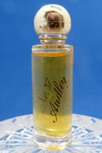 Mini - HERB FARM SHOP - No. 37 Audley - 4ml - p - 5,3cm, Ophalen of Verzenden, Gebruikt, Miniatuur, Gevuld
