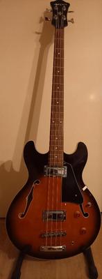 ARIA PROII semi hollow basgitaar, Ophalen of Verzenden, Zo goed als nieuw, Semi-akoestisch