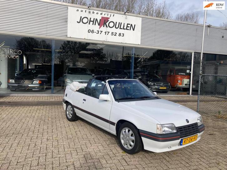 Opel Kadett 1.6i Cabriolet automaat, Auto's, Oldtimers, Te koop, Open dak, Opel, Benzine, Cabriolet, Automaat, Geïmporteerd, Wit