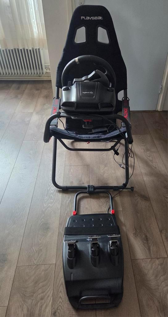 F1 Playseat Logitech G920, Spelcomputers en Games, Spelcomputers | Sony PlayStation Consoles | Accessoires, Zo goed als nieuw