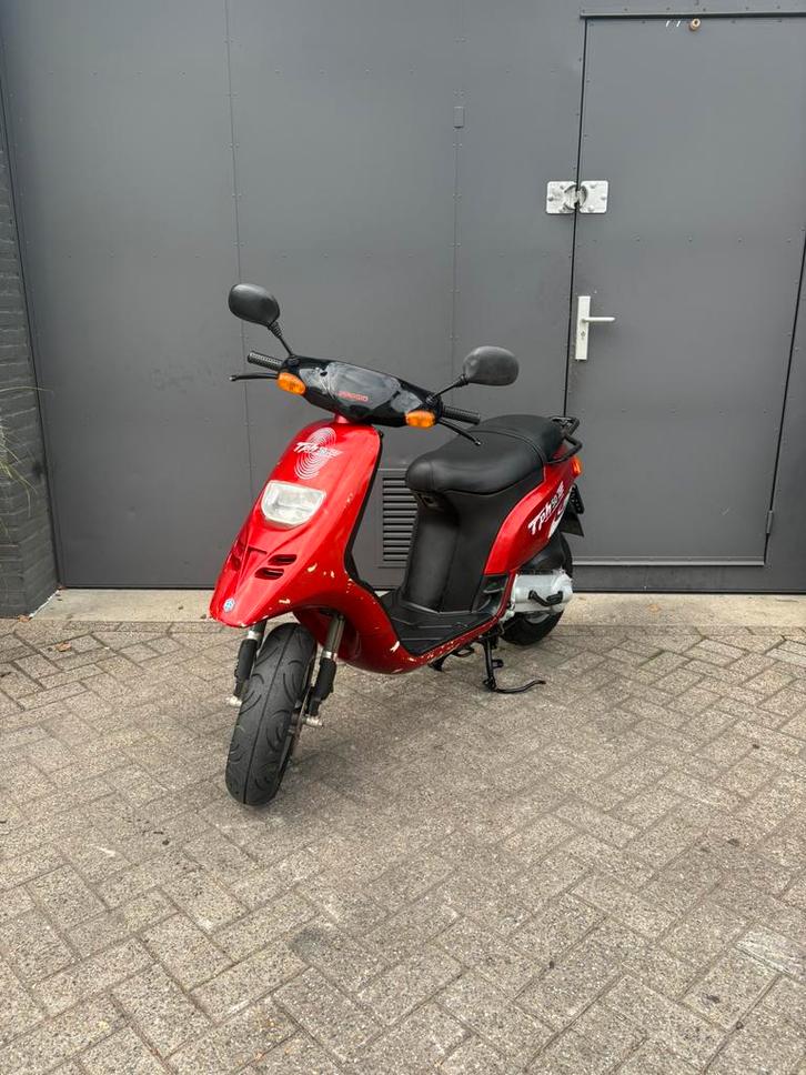 Piaggio typhoon 50cc BROM TOPSTAAT ORIGINEEL, Motoren, Tuning en Styling, Ophalen