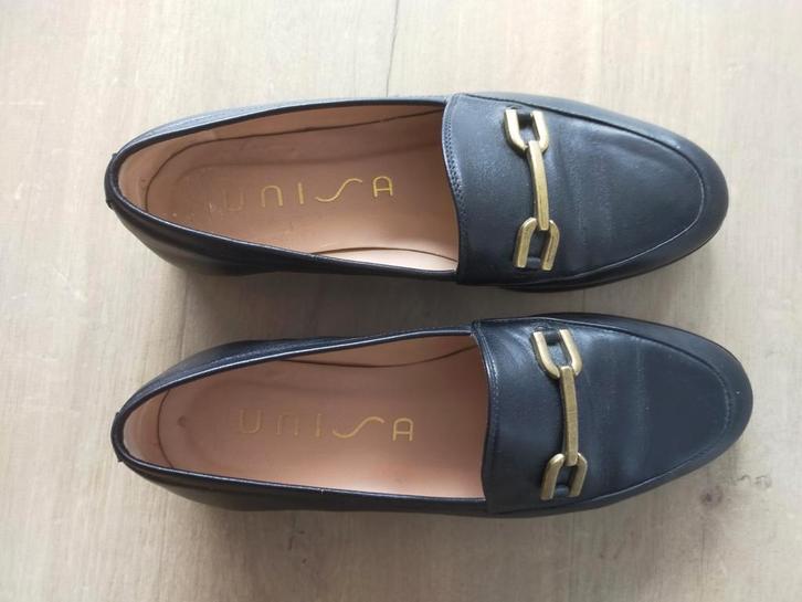 Unisa lederen zwarte instappers / loafers maat 38, wijdte G, Kleding | Dames, Schoenen, Zo goed als nieuw, Instappers, Zwart, Ophalen of Verzenden
