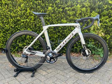 Dikke Sensa Giulia Evo Di2 Dura Ace vol carbon beschikbaar voor biedingen