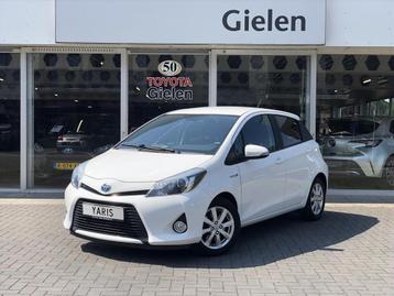 Toyota Yaris 1.5 Full Hybrid 100pk Dynamic | Climate control beschikbaar voor biedingen