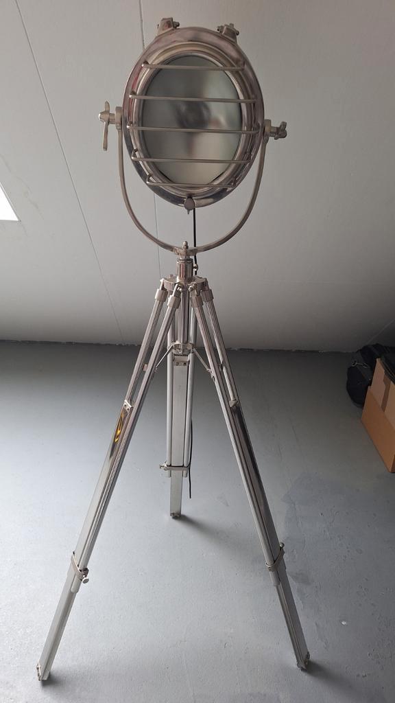 Industriële Staande Lamp met Statief, Huis en Inrichting, Lampen | Vloerlampen, Zo goed als nieuw, 150 tot 200 cm, Glas, Metaal