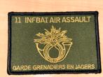 Mouwembleem 11 infbat grenadiers en jagers luchtmobiel, Verzenden, Landmacht, Nederland, Embleem of Badge