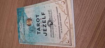 Tarot voor jezelf beschikbaar voor biedingen
