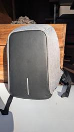 Tas met oplaadpoort, 25 tot 40 cm, Zo goed als nieuw, Waterdicht, 30 tot 45 cm