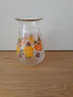 Retro glazen vaas met geel en oranje bloemen, Ophalen of Verzenden, Huis en Inrichting
