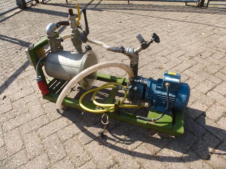 Mobiele vacuümpomp onderdruk van 850 millibar, Doe-het-zelf en Verbouw, Compressors, Gebruikt, 10 bar of meer, 100 liter of meer