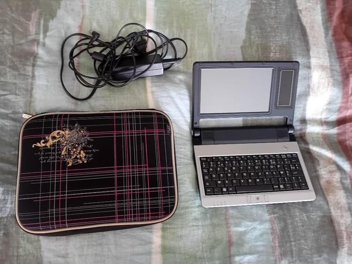 Laptop Ultra Mobile PC CE260 Ce, Computers en Software, Windows Laptops, Gebruikt, 10 inch of minder, Minder dan 2 Ghz, Minder dan 4 GB