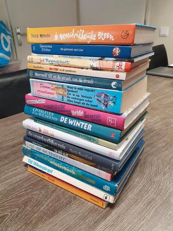 Pakket met 17 kinderboeken (+/- 10-12jr) beschikbaar voor biedingen