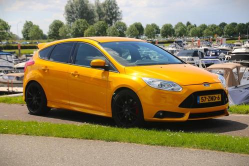 Ford Focus ST-3 Mountune MR300 Carplay / Sync 3 300PK 470NM, Auto's, Ford, Particulier, Focus, ABS, Airbags, Airconditioning, Android Auto