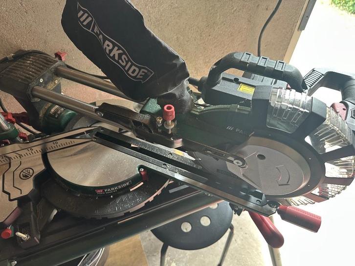 Aangeboden - Accu-gereedschap etc., Doe-het-zelf en Verbouw, Gereedschap | Zaagmachines, Gebruikt, Overige typen, 1200 watt of meer