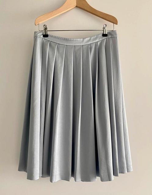 Ijsblauwe rok van Filippa K maat L, Kleding | Dames, Rokken, Zo goed als nieuw, Maat 42/44 (L), Grijs, Onder de knie, Ophalen of Verzenden
