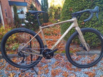 tekoop model 2026 Merida silex 400 gravelbike  maat S  beschikbaar voor biedingen