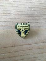 Voetbal pin / speldje Honduras, Ophalen of Verzenden, Zo goed als nieuw, Sport