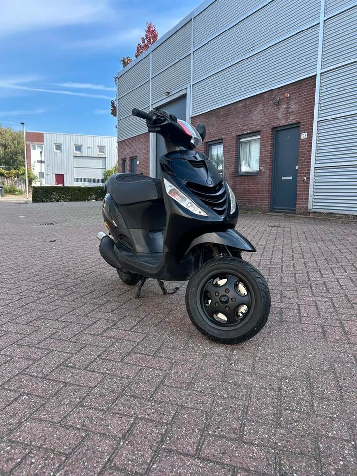 Piaggio Zip SP H2o Brom A1 mogelijk!, Fietsen en Brommers, Brommers | Vespa, Gebruikt, Ophalen