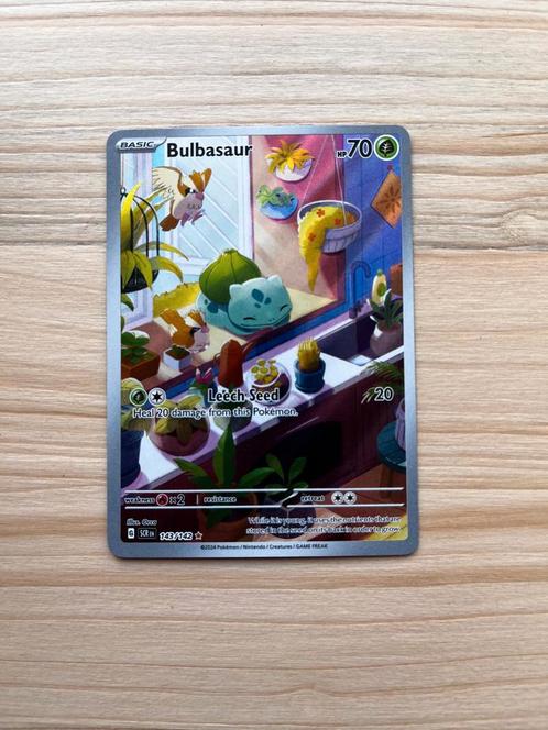 Bulbasaur, illustration rare #143 Stellar Crown - Pokemon  k, Hobby en Vrije tijd, Verzamelkaartspellen | Pokémon, Nieuw, Losse kaart