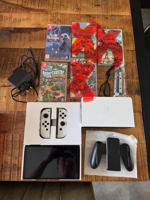 Nintendo Switch OLED O-LED in Nieuwstaat!, Spelcomputers en Games, Spelcomputers | Nintendo Switch, Zo goed als nieuw, Switch OLED