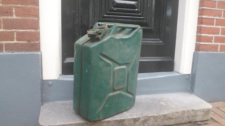 Vintage leger jerrycan Koninklijke Landmacht KL1953 20 liteR, Verzamelen, Militaria | Algemeen, Landmacht, Overige typen, Nederland