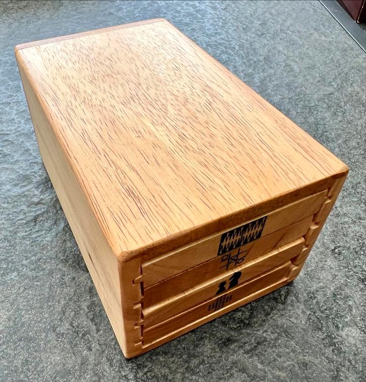 Reis spellen in houten Blok, Hobby en Vrije tijd, Gezelschapsspellen | Bordspellen, Zo goed als nieuw, Een of twee spelers, Reisspel