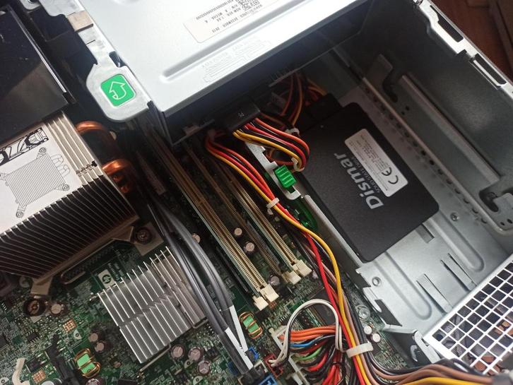 HP Compaq dc 7900, Computers en Software, Desktop Pc's, Gebruikt, SSD, Ophalen