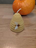 Handgemaakte Bijenwaskaars - Bijenkorf Design, Huis en Inrichting, Woonaccessoires | Kandelaars en Kaarsen, Ophalen, Overige materialen