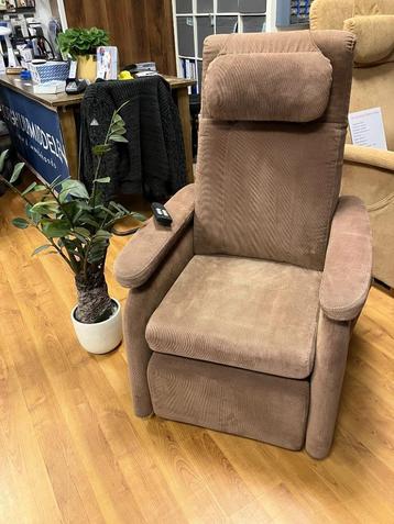 Sta op stoel/relaxfauteuil Doge als nieuw beschikbaar voor biedingen