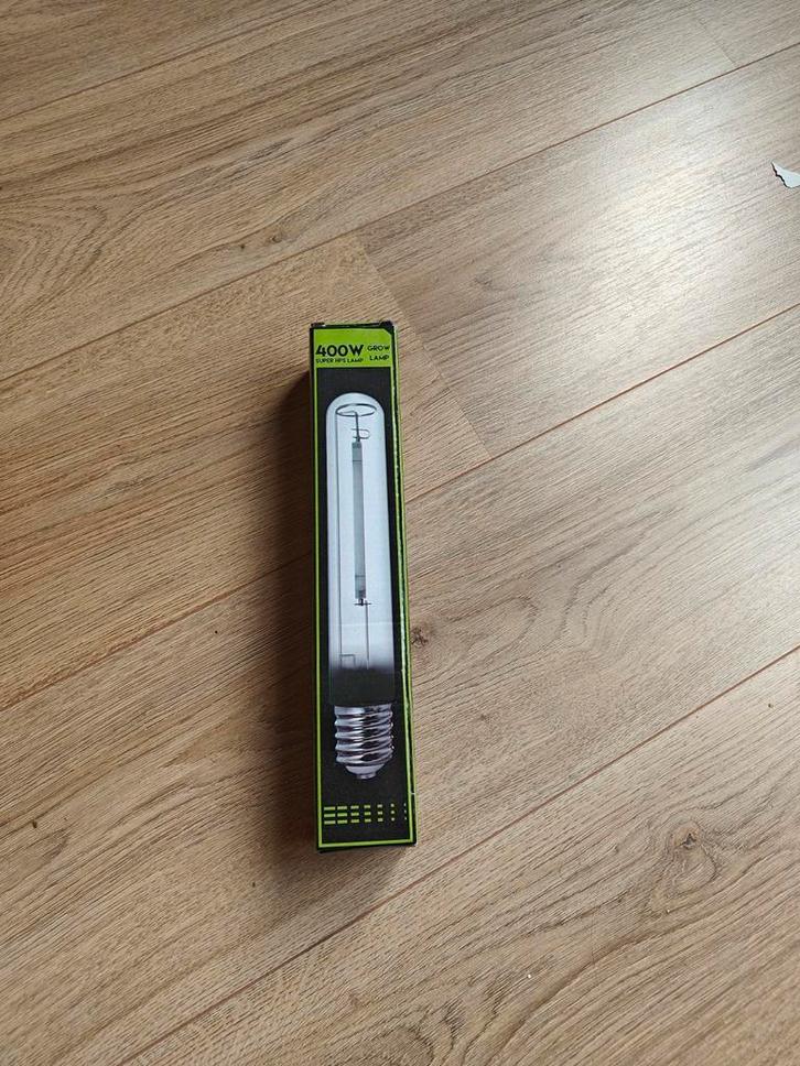 Groeilampen - kweek benodigdheden - inclusief ballast, Tuin en Terras, Kweekspullen, Zo goed als nieuw, Kweeklamp, Ophalen of Verzenden