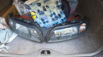 Heldere Volvo s60 koplampen (links/rechts) beschikbaar voor biedingen
