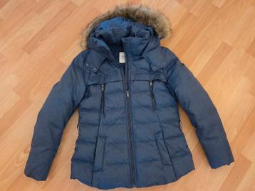 Mooie jeans blauwe winterjas voor dames beschikbaar voor biedingen
