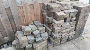  WEDEROM Gratis Kinderhoofdjes /kopjes kasseien 35 stuks  beschikbaar voor biedingen
