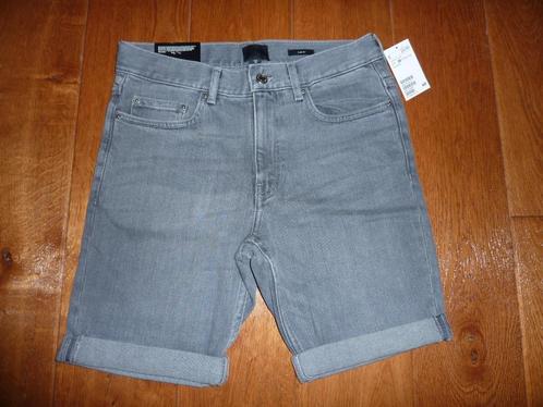 Nieuwe korte grijze jeans (slim fit), H&M, maat 28, Kleding | Heren, Spijkerbroeken en Jeans, Nieuw, W32 (confectie 46) of kleiner